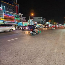 Nhà trệt 4 lầu mặt tiền Mậu Thân kế Câu Lạc Bộ Hưu Trí, An Nghiệp, NK