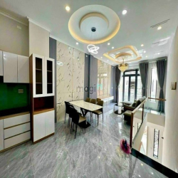 Bán nhà đẹp thiết kế nội thất xịn gần Big C Tân Hiệp