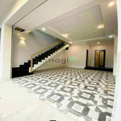 Bán nhà đẹp thiết kế nội thất xịn gần Big C Tân Hiệp