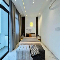 Cô Hạnh bán gấp nhà Lê Văn Sỹ, quận 3, 65m2, giá 3 tỷ 170, sổ hồng sẵn