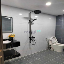 F15 - TÂN BÌNH – Xe hơi đỗ cửa – 75m2, BIỆT THỰ 4 tầng đẹp lộng lẫy