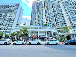 ông chú lớn tuổi không quản lý nhờ cho thuê shop midtown 2 căn đôi, q7