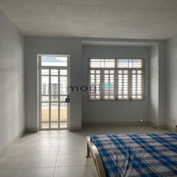 Bán nhà 4x18m hẻm ô tô Dương Bá trạc trung tâm Q8 giá chỉ 6 tỷ mấy.