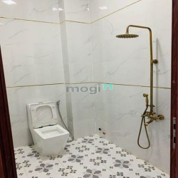 Bán Nhà Đường Huỳnh Tấn Phát , Ngang Khủng 5m – 70m2, 4 tầng, 7.3 tỷ
