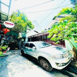 Bán nhà Biệt thự rộng 3 lầu (14x20) 20// Đường Số 8 P11 Gò Vấp