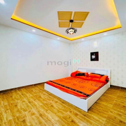 Bán nhà đẹp sau lưng căn mặt tiền rộng (5x11,5) 286/11 Thống Nhất Gò V