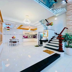 Bán nhà đẹp sau lưng căn mặt tiền rộng (5x11,5) 286/11 Thống Nhất Gò V