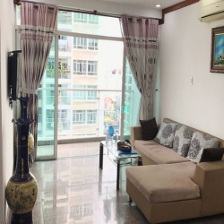 bán căn hộ 2PN New Saigon Giá: 2 ty5 View hồ bơi