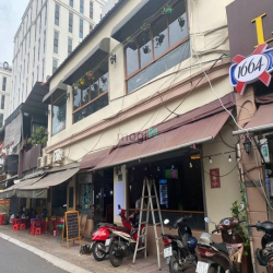 (75TR) Nhà góc 2 MT 1T1L - Ngang 6m dài 25m - đường Lê Quý Đôn, Quận 3