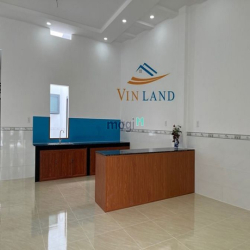 Cho thuê nhà mới đẹp 2PN có sân ôtô ngay KCN Amata