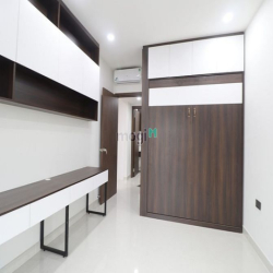 Cần cho thuê Officetel Saigon Royal Quận 4, giá 20 triệu/tháng, 68m2
