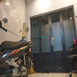 Nhà 2 tầng HXH Tô Ngọc Vân P15, 23m2, 2.4 tỷ bớt lộc