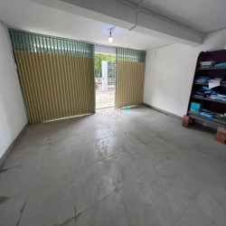 Villa 406m2 vị trí đẹp tại Thảo Điền, khu an ninh, nhiều cây xanh