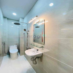 CHỦ KÍ GỬI nhà Đặng Thai Mai,P9,Phú Nhuận.DT 65m2/2tỷ650, có sổ riêng.
