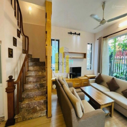 Cho Thuê Biệt Thự Tại Thảo Điền 320m2 - Nội Thất Cao Cấp