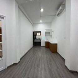 Villa 406m2 vị trí đẹp tại Thảo Điền, khu an ninh, nhiều cây xanh