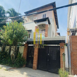 Cho Thuê Biệt Thự Tại Thảo Điền 320m2 - Nội Thất Cao Cấp