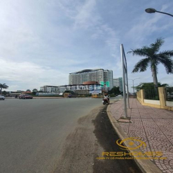 Bán đất full thổ cư dt 344m2 tại trung tâm P. Tân Hiệp, Ngã 4 Amata