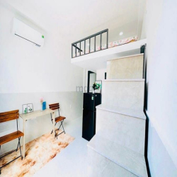Bán nhà căn hộ cao cấp 90 phòng 6 lầu THANG MÁY 212/4 NGUYỄN OANH P17