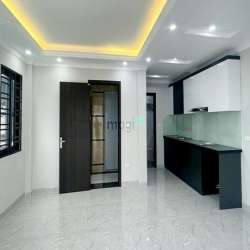 Bán nhà 6 tầng lô góc, thang máy, KD nhỏ ngõ 151 Nguyễn Đức Cảnh