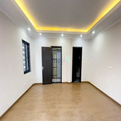 Bán nhà 6 tầng lô góc, thang máy, KD nhỏ ngõ 151 Nguyễn Đức Cảnh