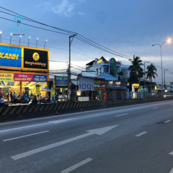 Cho thuê 1400m2 đất mặt tiền Nguyễn Ái Quốc P. Hoá An.biên hòa