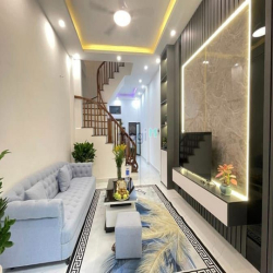 Nhà đẹp, ngõ thông, ba gác đua, 42m_mt 3,5 giá 7,2 tỷ ( thương lượng)