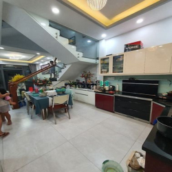 BÁN NHÀ RIÊNG PHan Huy Ích Hẻm 6M 65M2 X4tầng Ngang 4,5M 4PN 7,3 Tỷ