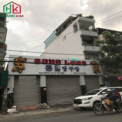 Cho thuê Nhà cấp 4, MT Hậu Giang, P4, Tân Bình. 10x30m.