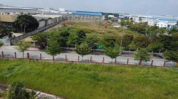 Bán đất KCN Tân Đô nằm góc 2 mặt tiền