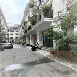 Cho thuê Nhà PL Trung Kính - Mạc thái tổ.