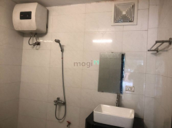 Nhà cho thuê 55m2, 2 phòng ngủ, dưới chân cầu Thăng Long, Đông Anh