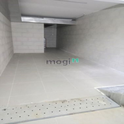 Cho thuê tòa nhà mới xây có thang máy đường Âu Cơ Q11