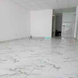 Cho thuê tòa nhà mới xây có thang máy đường Âu Cơ Q11