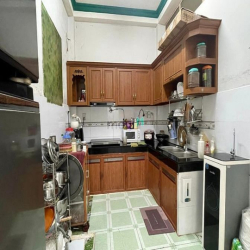 Bán Nhà Đẹp 2 Tầng 60m2, Hẻm 6m, DT 5.2m x 12m Phan Văn Trị chỉ 5.x tỷ