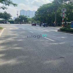 Bán Nhà Kim Giang DT 42m2 **5Tầng-Nhà Đẹp-Lô Góc 3 Thoáng Ở Ngay
