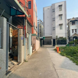 Bán đất đường số 4, Trường Thọ, Thủ Đức. - DT : 63.8m2, giá 4 tỷ 5