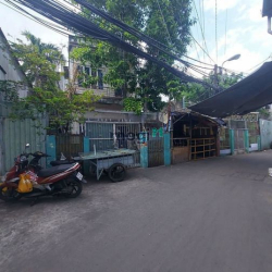 Nhà [Cấp 4] quận 7mặt tiền hẻm xe hơi thông Nguyễn Văn Linh, ngang >5m
