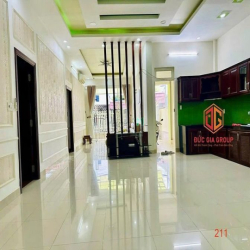 Cho thuê nhà đẹp 200m2 gần đường Bùi Hữu Nghĩa giá 10 triệu/ tháng