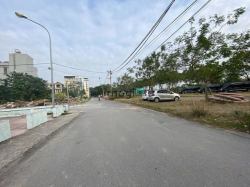 Bán 56m2 Đất Bát Khối - Thạch Bàn, Đường Ô tô, 2 Mặt Thoáng - 4.2 Tỷ.