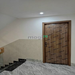 Nhà 1Trệt 2Lầu  Diện Tích XD: 150m2.Biên Hoà.Chỉ : 2Tỷ990