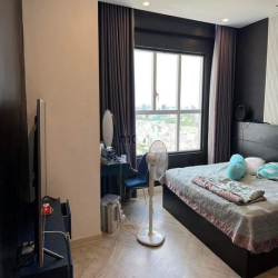 Định cư bán gấp CH Sunrise City View, Quận 7, 76m2, 2tỷ250, Đã có hồng