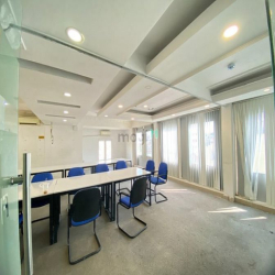 Cho thuê mặt bằng văn phòng rộng 80m2 ở ngay VinCom Cộng Hòa