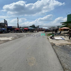 Nhà Cấp 4 Tp Biên Hoà, DT: 100m2,Đường 12m Thông ,Chỉ:1tỷ 285triệu.