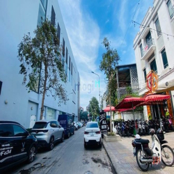 Shophouse Vincom Biên Hòa; sổ hồng 1 trệt 2 lầu 120m2 ngang 7m; 15 TỶ