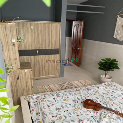 Cho nữ thuê nguyên tầng đầy đủ tiện nghi ngay trung tâm TP