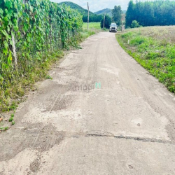 Khánh Trung, Khánh Vĩnh cách TT Khánh Vĩnh 6km, về TP Nha Trang 35km