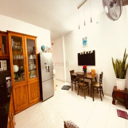 Khu Phức Hợp ĐH Văn Lang ! Bán nhà 4x16m đường Dương Quảng Hàm , 3 Lầu
