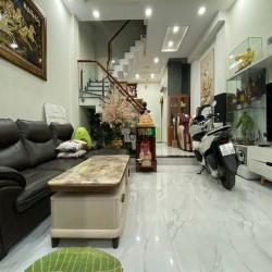Cho thuê nhà hẻm Mã Lò: 5mx10m 3.5 lầu, 4PN 5WC_ Giá: 12 triệu/ tháng