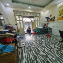Bán nhà ngay chợ, Gò Xoài, 48m2, hẻm 4m, 10m ra mặt tiền, giá 3.4 tỷ